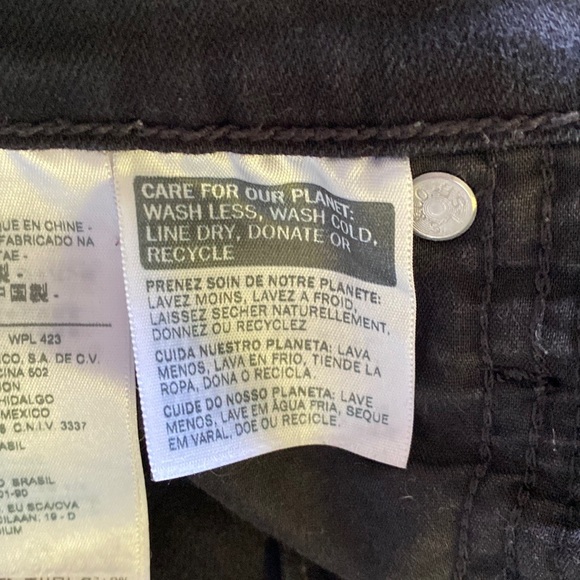 NWT Levis Cropped Flare Size 25x26 - Picture 10 of 13